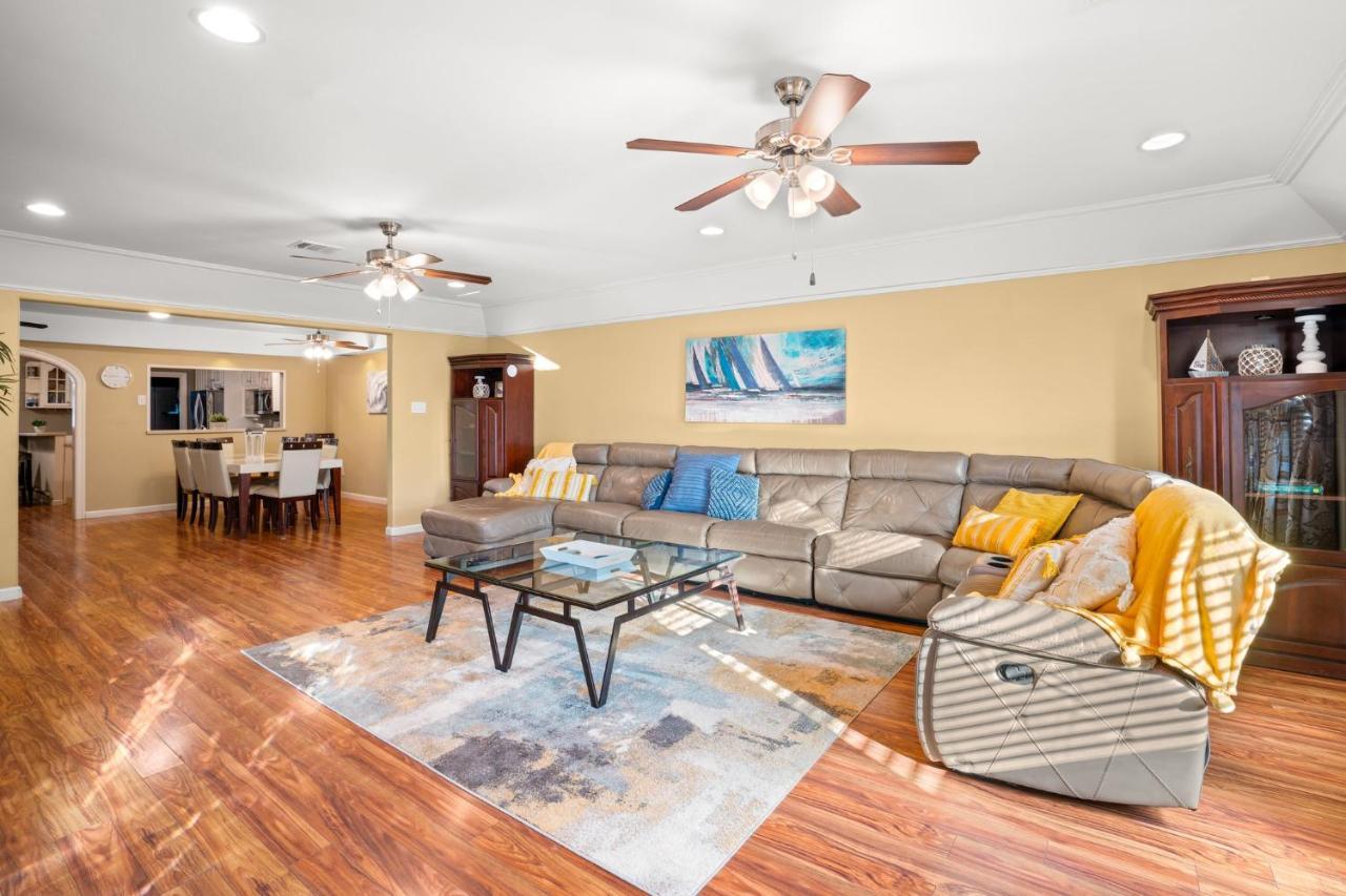 1 Min To Beach Ocean Breeze 3Br Fast Wifi Galveston Dış mekan fotoğraf